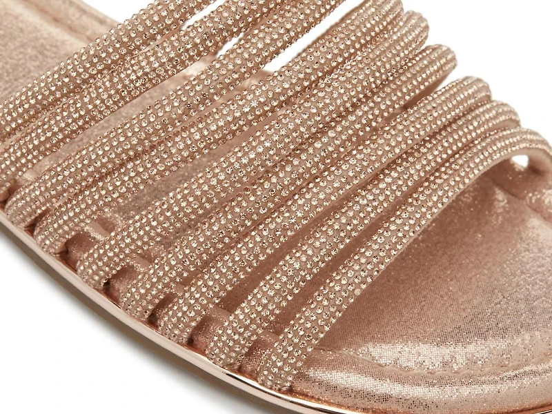 Zail Sandal