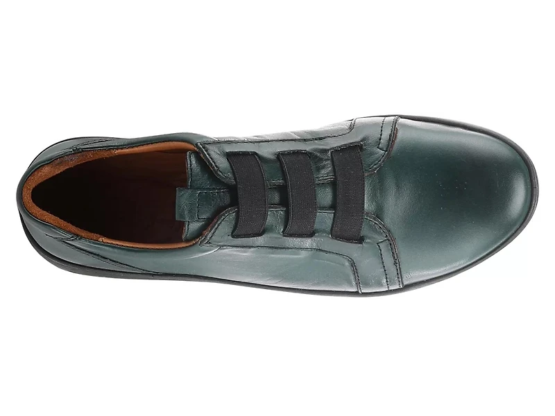 Pinna Slip-on Sneaker