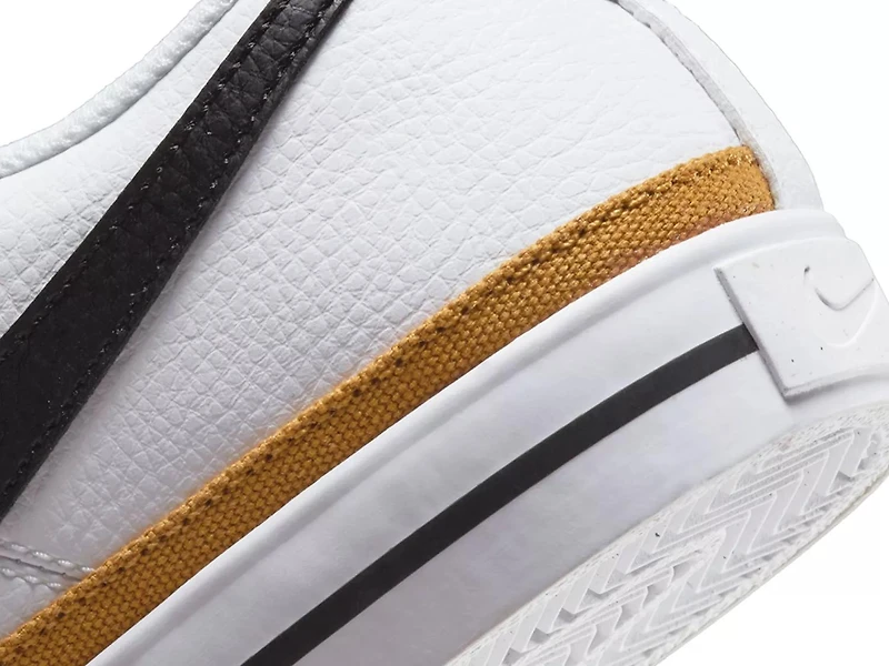 Court Legacy Next Nature Sneaker