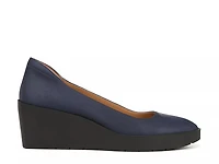 Sereno Wedge Pump