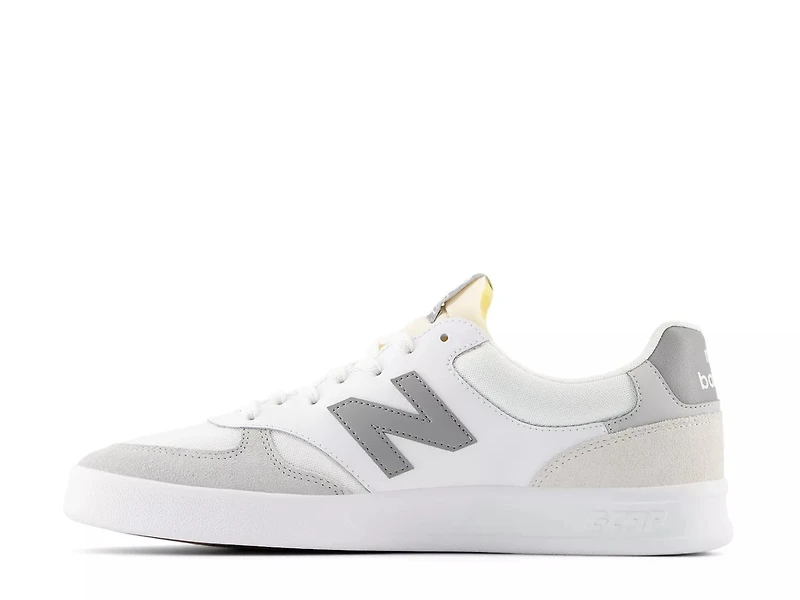 CT300 v3 Court Sneaker