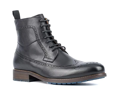 Everard Boot
