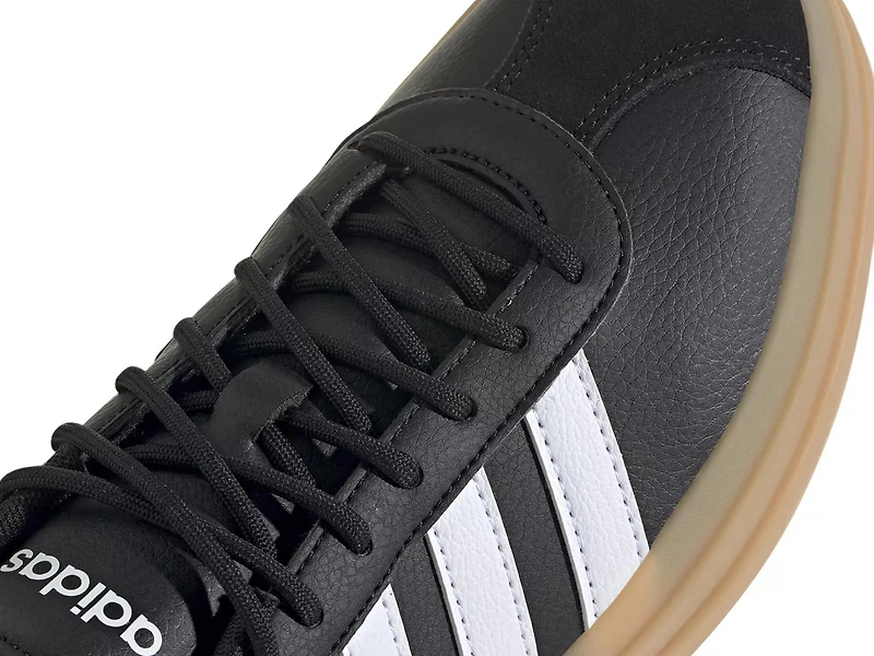 VL Court Bold Sneaker - Women's