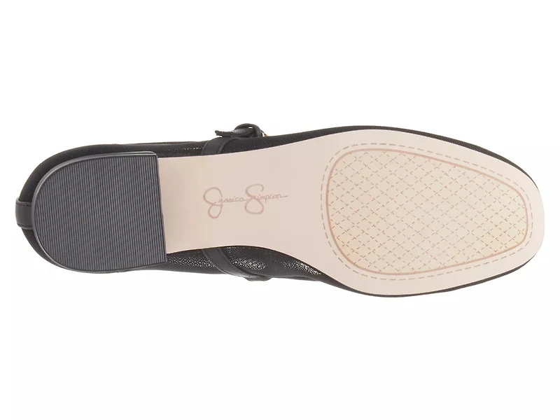 Bronwyn Mary Jane Flat