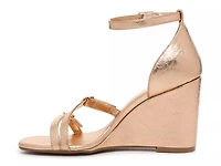 Sateena Sandal
