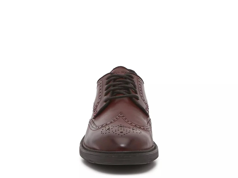 Go-To Wingtip Oxford