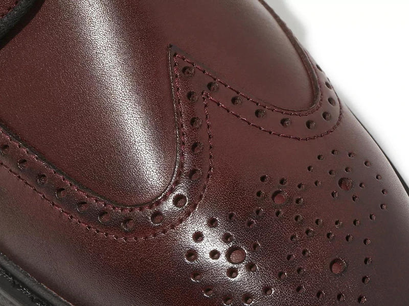 Go-To Wingtip Oxford