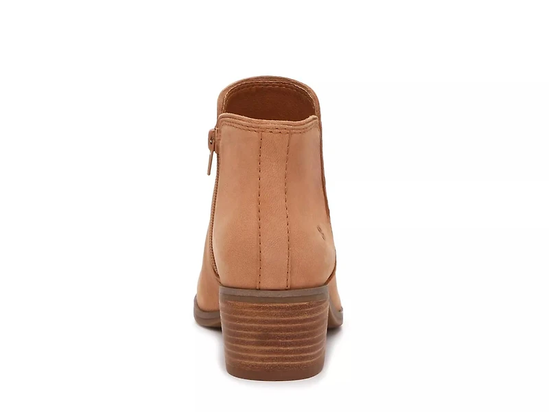 Chelsaey Bootie