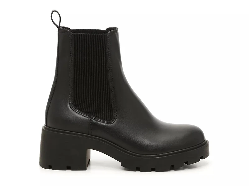 Honored Chelsea Bootie