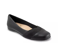 Stella Ballet Flat