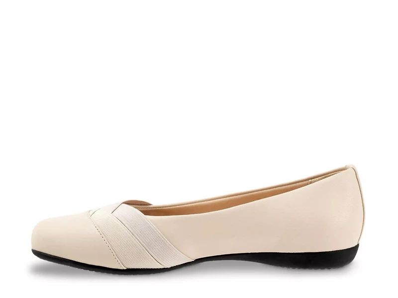 Stella Ballet Flat