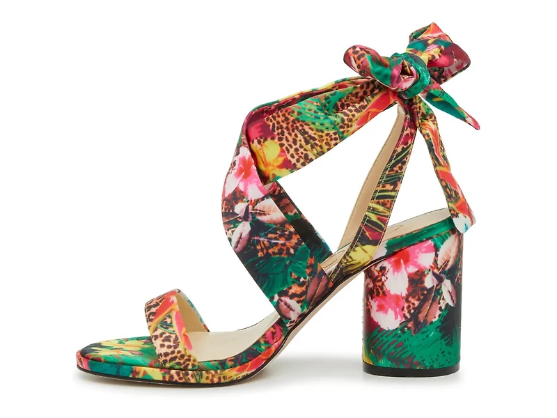 Chamila Sandal