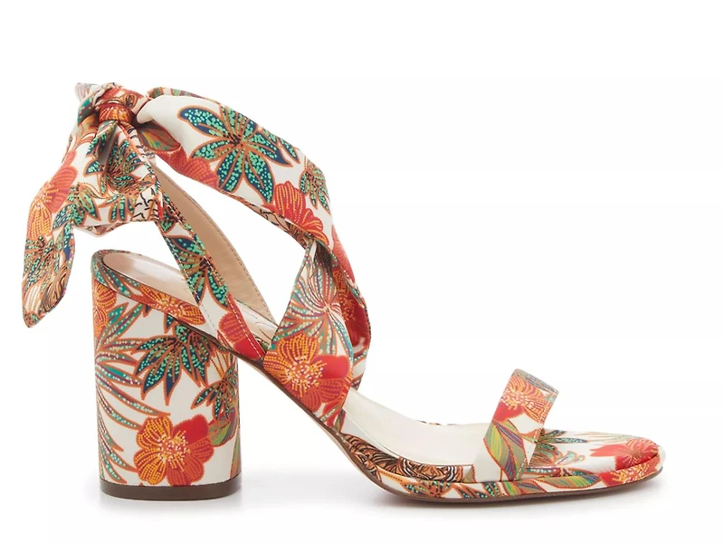 Chamila Sandal