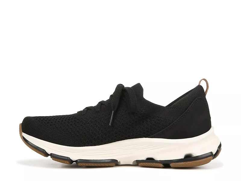 Devotion Fuse Walking Sneaker