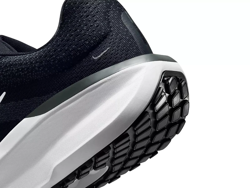 Winflo 11 Running Shoe