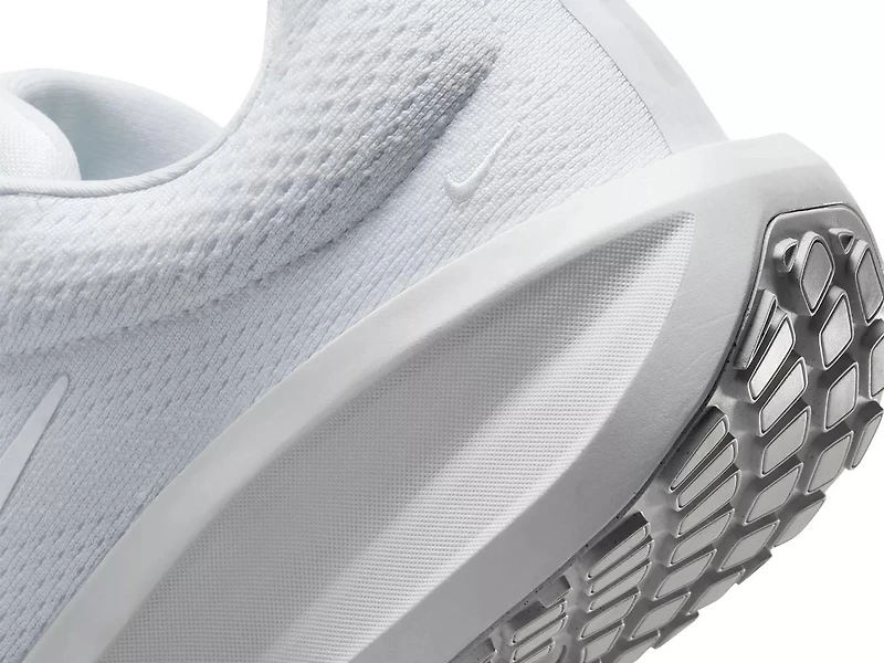 Winflo 11 Running Shoe