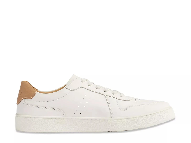 Beto Go-To Court Sneaker