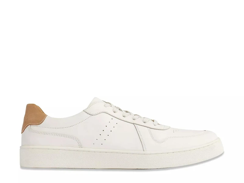 Beto Go-To Court Sneaker