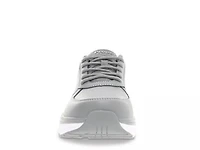 Ultima Sneaker