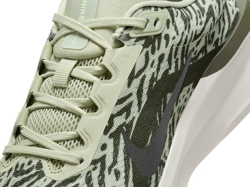 Winflo 11 Running Shoe - Women's