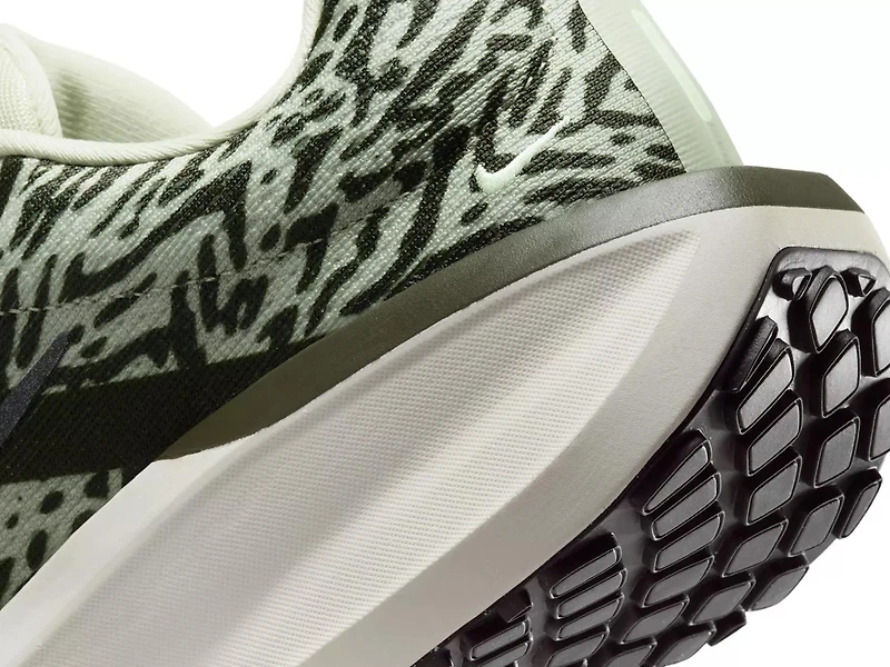 Winflo 11 Running Shoe - Women's