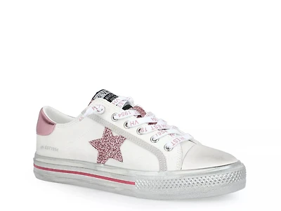 Alive Slip-On Sneaker