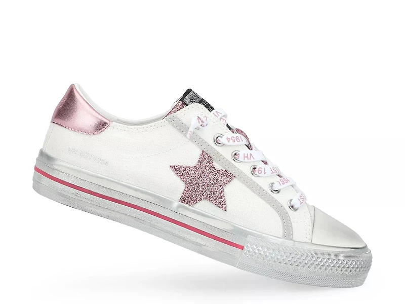 Alive Slip-On Sneaker