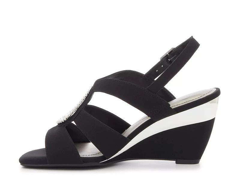 Vilma Wedge Sandal