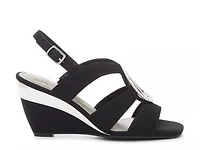 Vilma Wedge Sandal