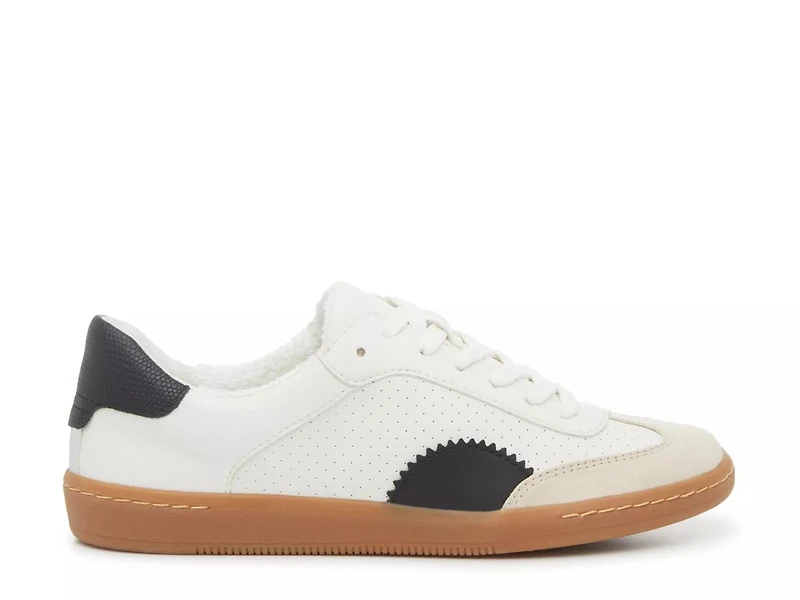 Nadia Sneaker - Women's