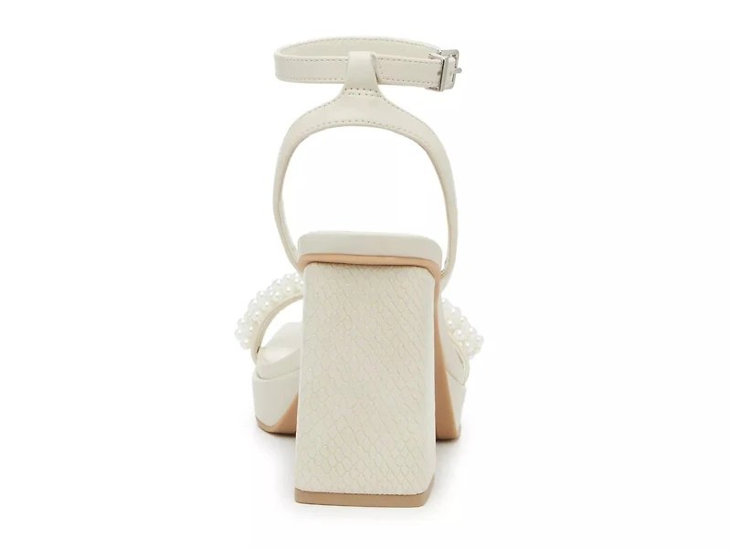 Alesia Sandal