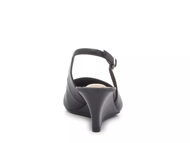 Timina Wedge Pump