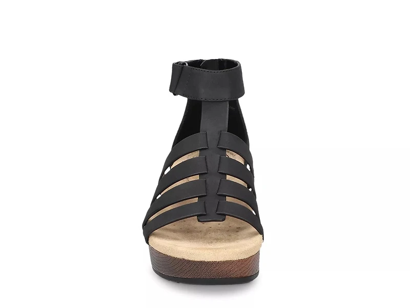 Runa Fisherman Sandal