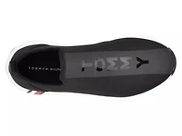 Arizel Slip-On Sneaker