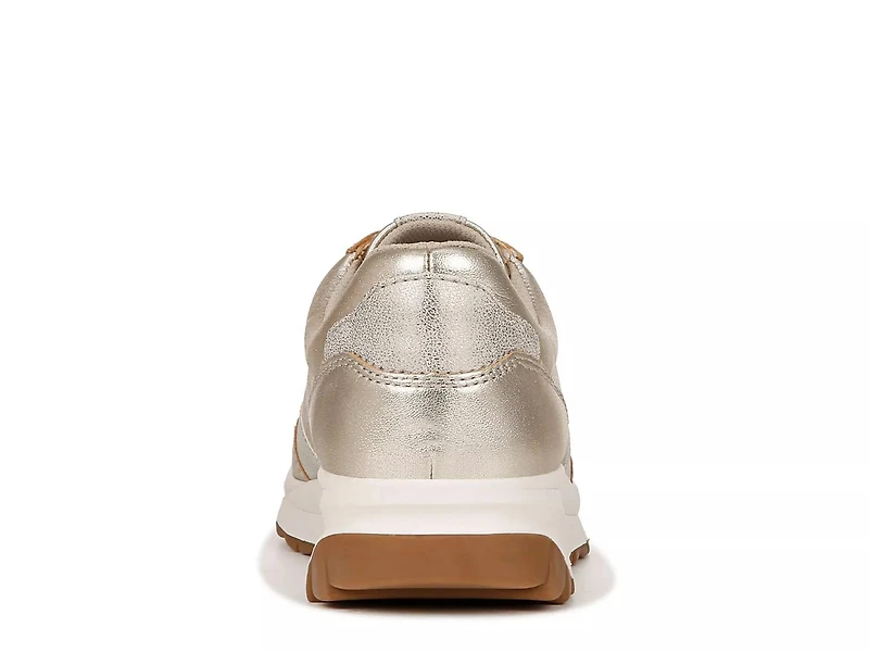 Shay Sneaker