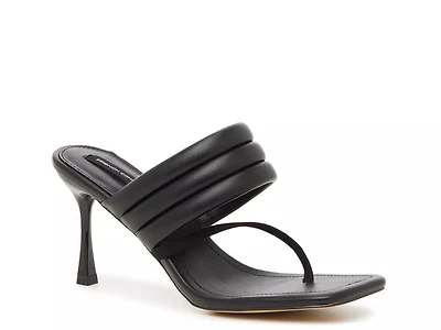 Valerie Sandal