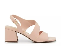Naudia Sandal