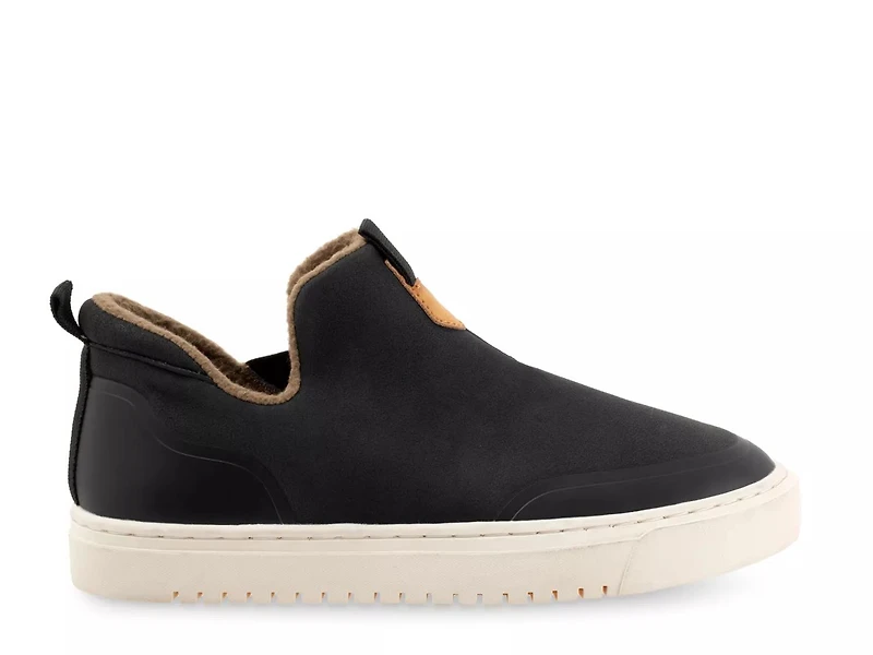 Cial Slip-On Sneaker