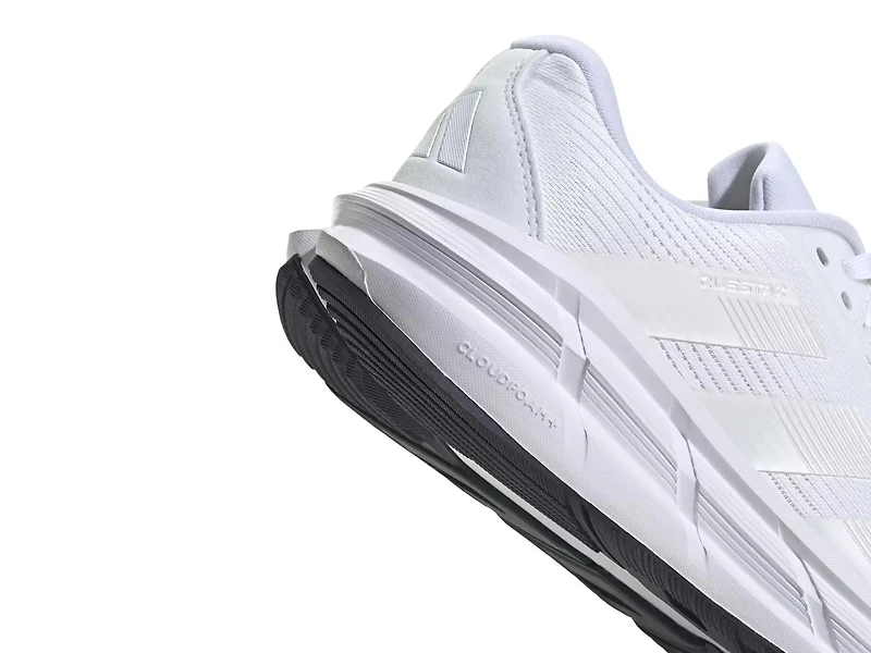Questar 3 Running Shoe