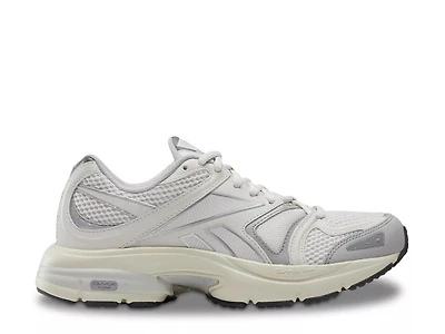 Premier Road Plus VI Sneaker - Women's