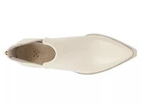 Gidgeta Bootie