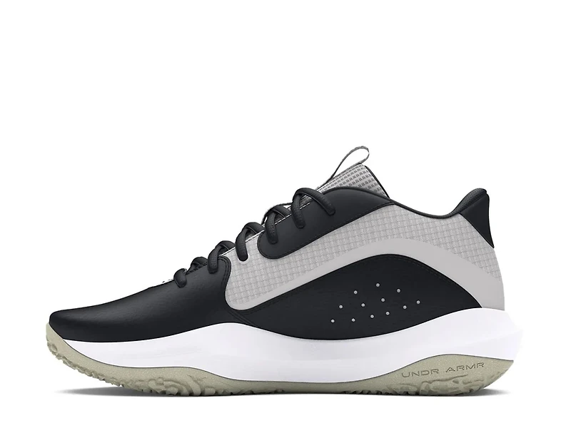 Lockdown 7 Basketball Shoe