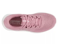 Pursuit 3 Running Shoe