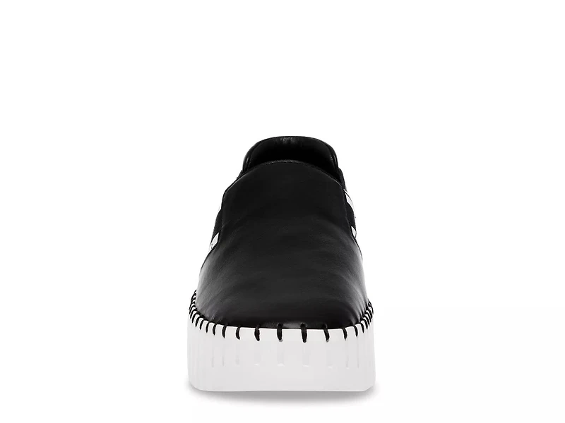 Rise Up Platform Sneaker
