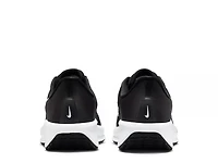 Quest 6 Running Shoe