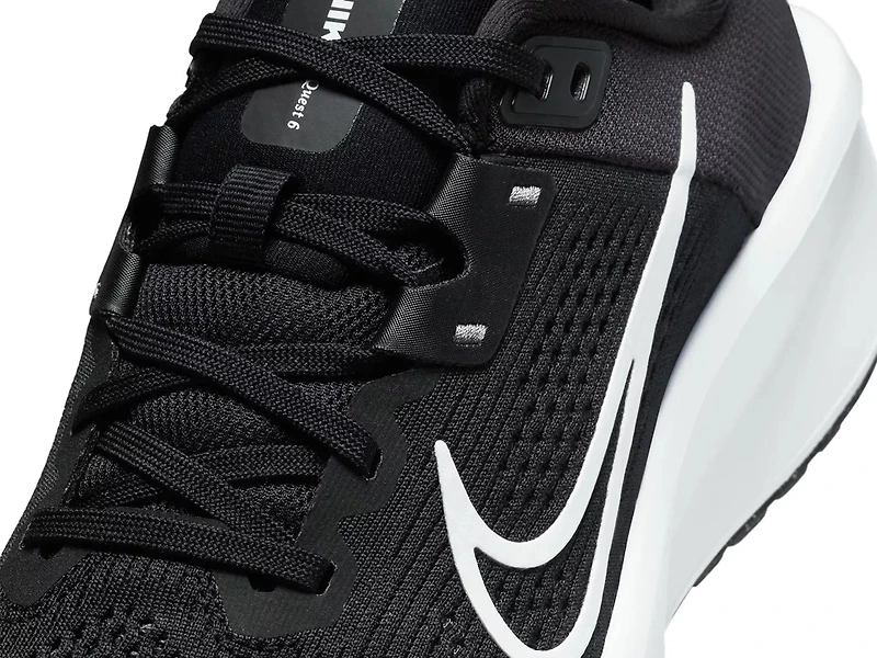 Quest 6 Running Shoe