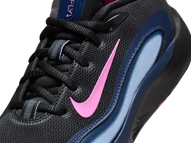 IsoFly Basketball Shoe - Kids'