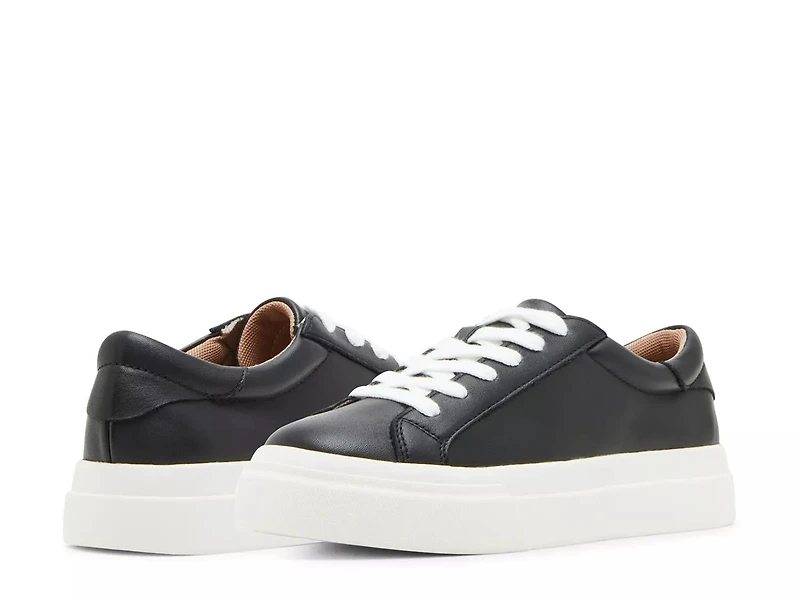 Venna Platform Sneaker