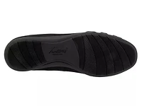 Daphne Slip-On