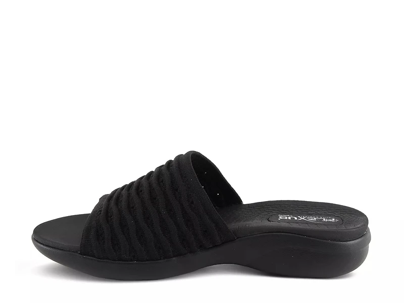 Deondre Wedge Sandal